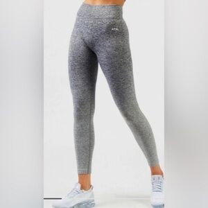 AYBL Women's Pulse Ombre Seamless Leggings